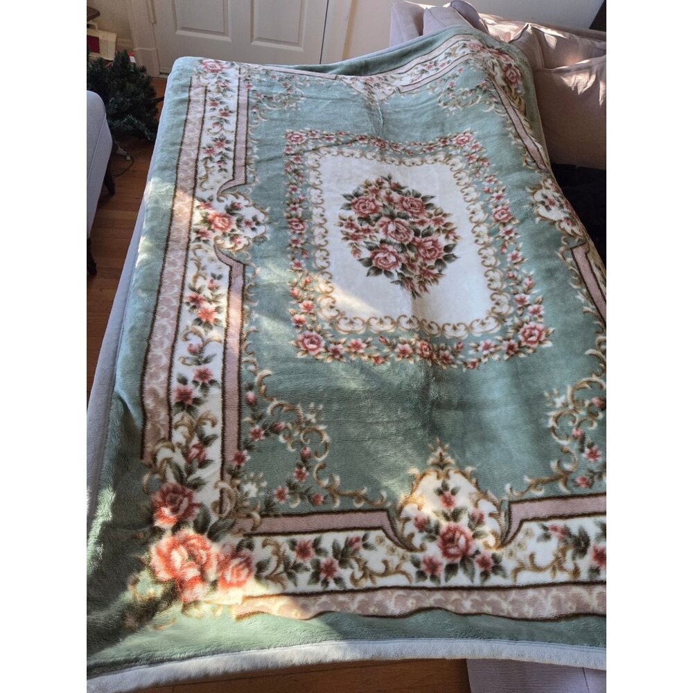 Floral Plush Blanket Throw 88x55 Green Pink Rose Floral Cottage core Victorian